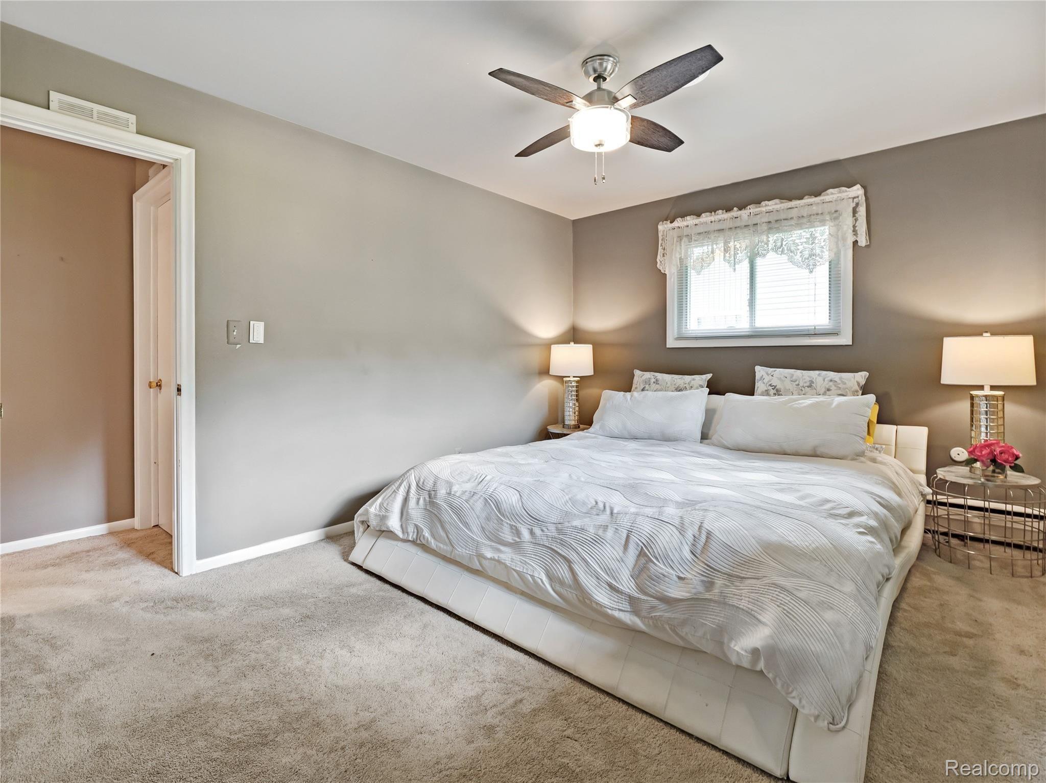 3765 Ruthland Road Troy, MI 48084 - Photo 14 of 27 3765 Ruthland TroyJuly 29, 202013.jpg