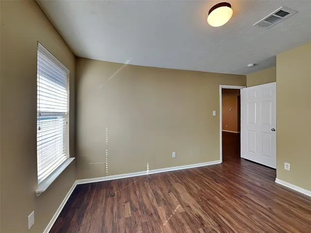 $2,315 | 913 Almond Street, Baytown, TX 77521