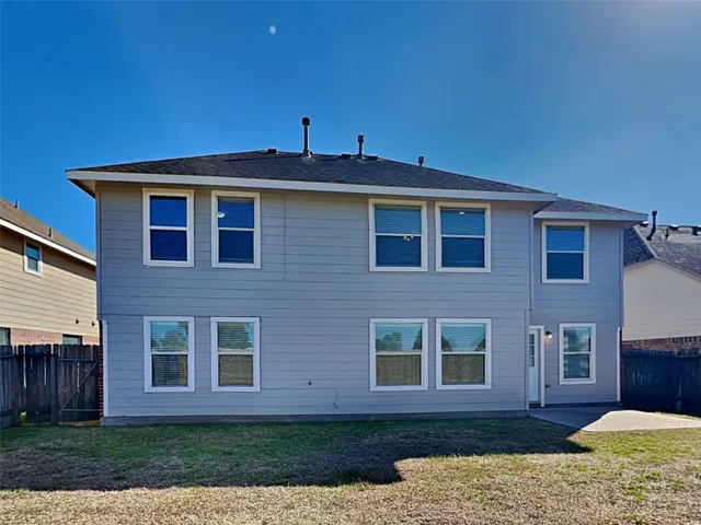 $2,315 | 913 Almond Street, Baytown, TX 77521