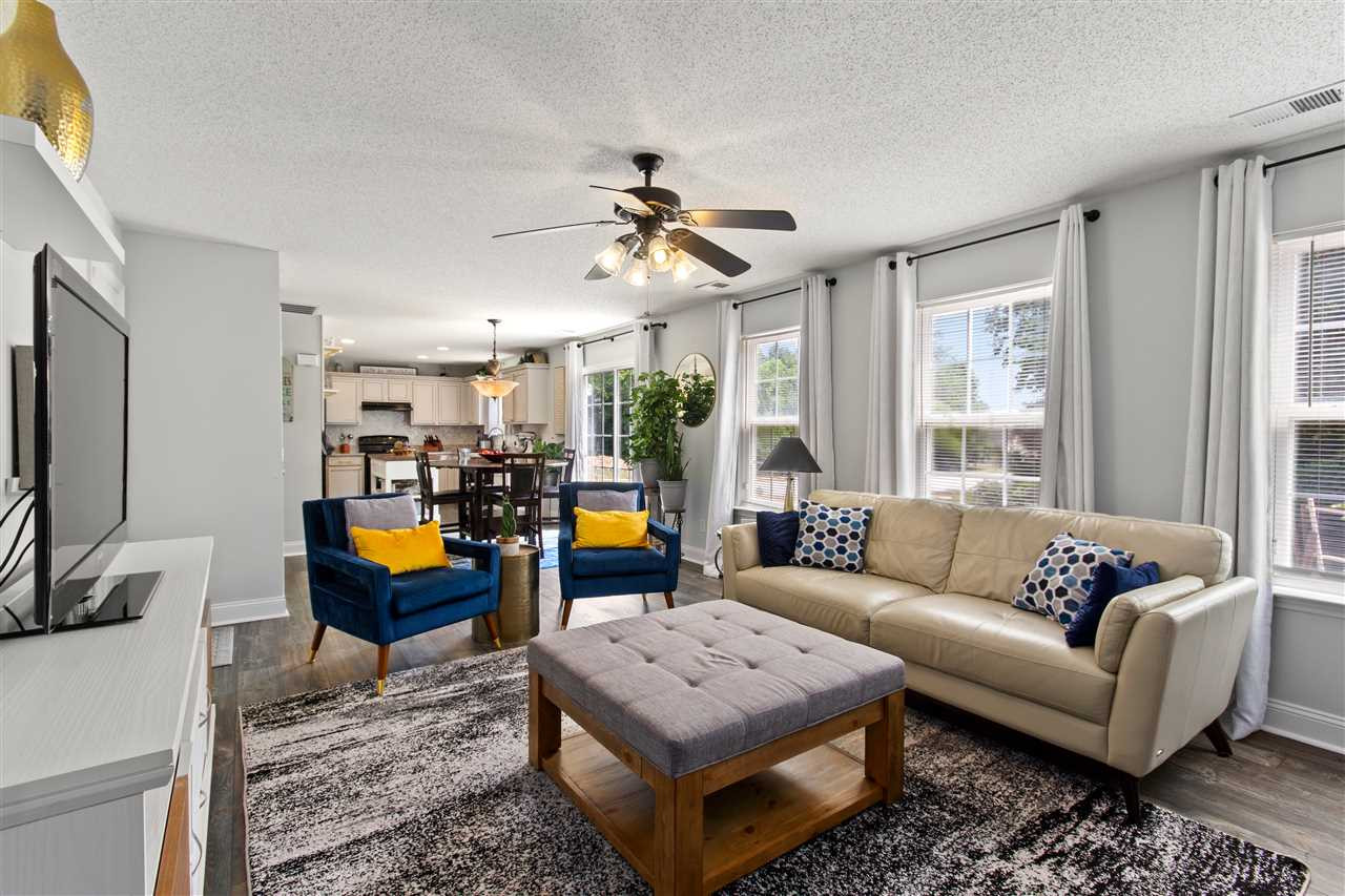 3301 Marshlane Way Raleigh, NC 27610 - Photo 11 of 27 Great Room