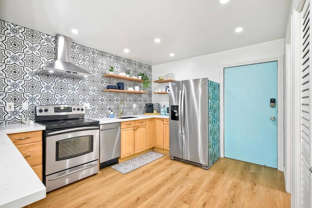 2003 Costa Del Mar Road, Unit 663 Carlsbad, CA 92009 - Photo 22 of 29 Kitchen