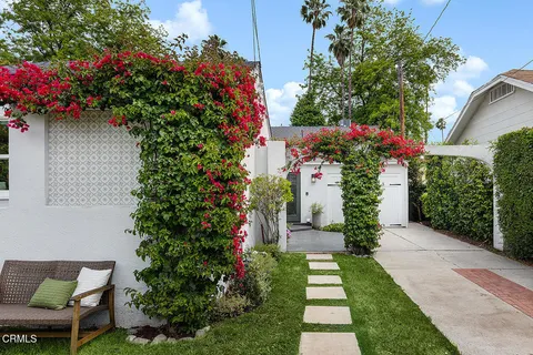 $1,495,000 | 2040 North Madison Avenue, Altadena, CA 91001