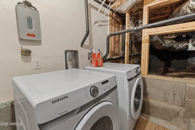 $665,000 | 2802 Zane Grey Boulevard, Overgaard, AZ 85933