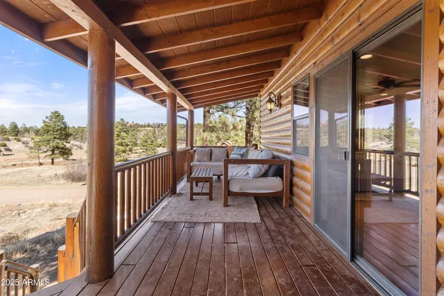 $665,000 | 2802 Zane Grey Boulevard, Overgaard, AZ 85933