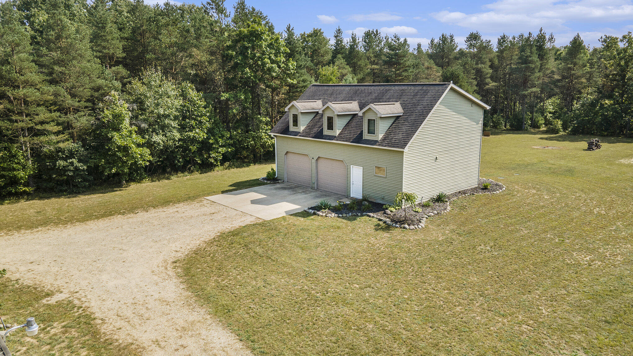22815 West Almy Road Howard City, MI 49329 - Photo 27 of 44 027_dji_0863