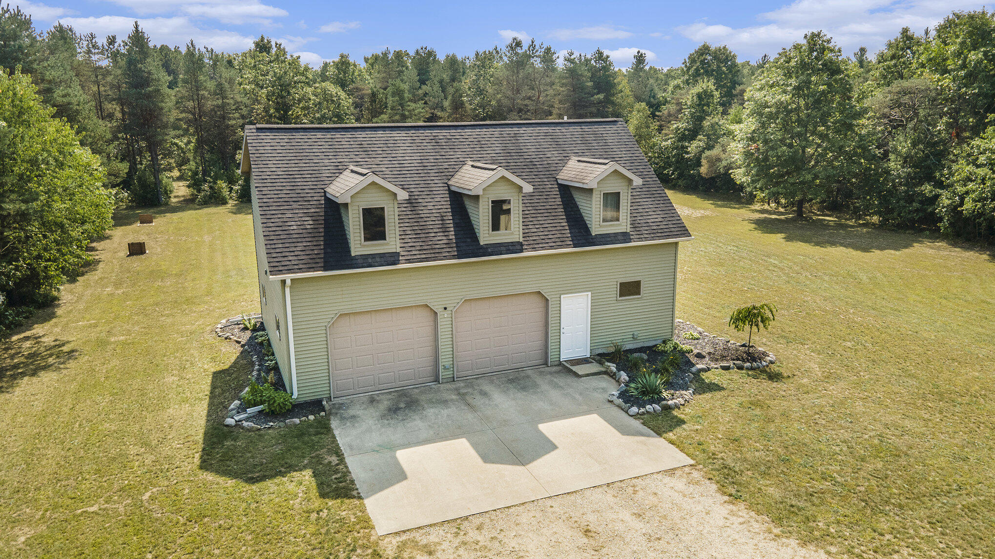 22815 West Almy Road Howard City, MI 49329 - Photo 28 of 44 028_dji_0864