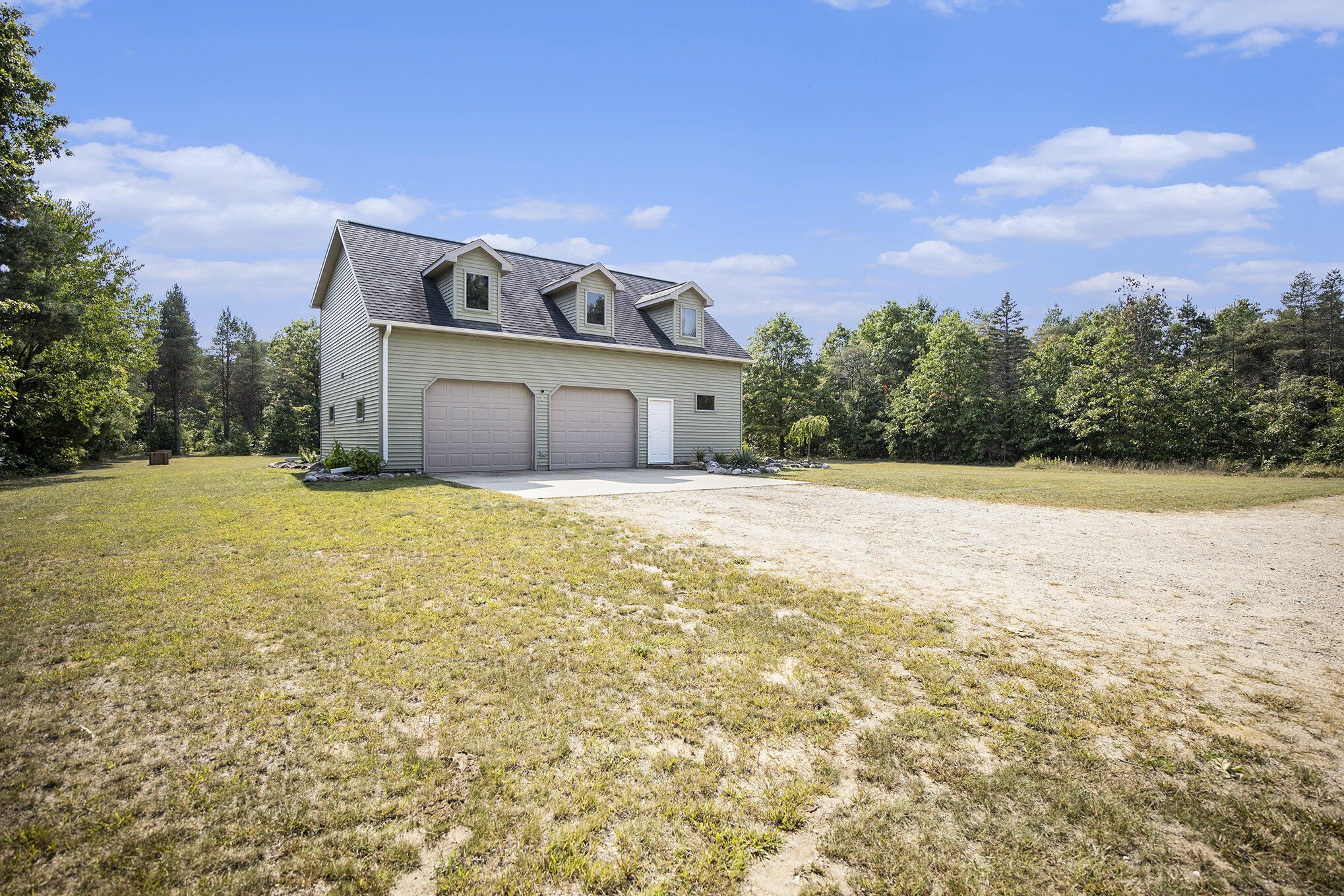 22815 West Almy Road Howard City, MI 49329 - Photo 3 of 44 003_howard_city-30