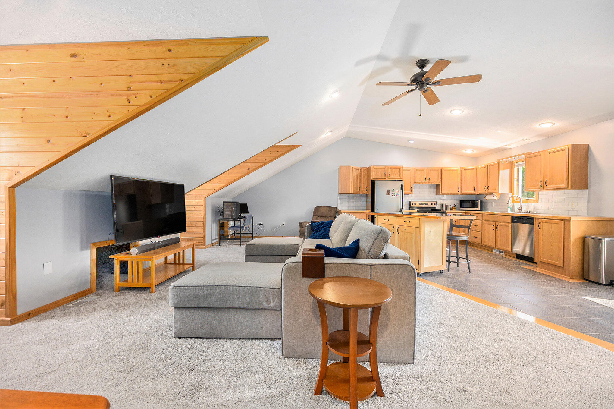 22815 West Almy Road Howard City, MI 49329 - Photo 5 of 44 008_howard_city-26