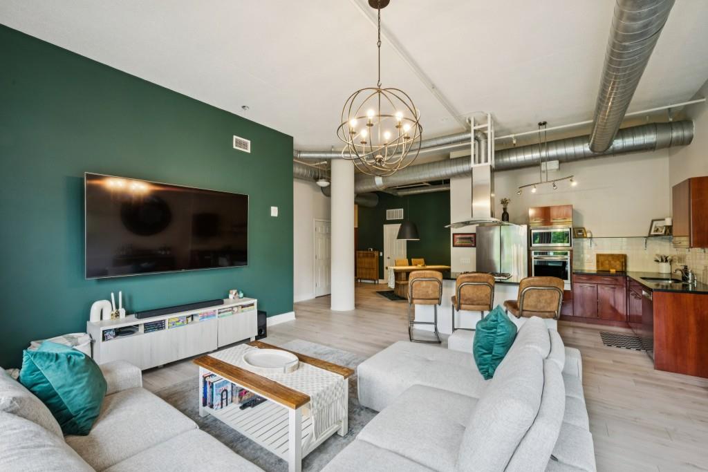 3820 Roswell Road Northeast, Unit 308 Atlanta, GA 30342 - Photo 12 of 41