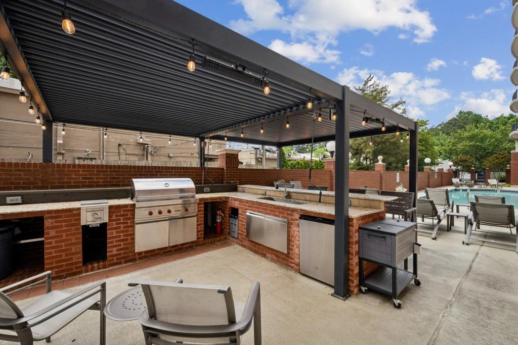 3820 Roswell Road Northeast, Unit 308 Atlanta, GA 30342 - Photo 30 of 41