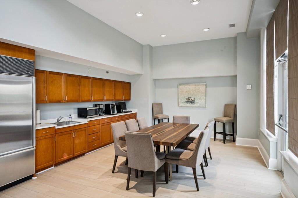 3820 Roswell Road Northeast, Unit 308 Atlanta, GA 30342 - Photo 38 of 41