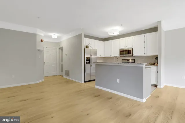 $479,000 | 6547 Grange Lane, Unit 104, Alexandria, VA 22315