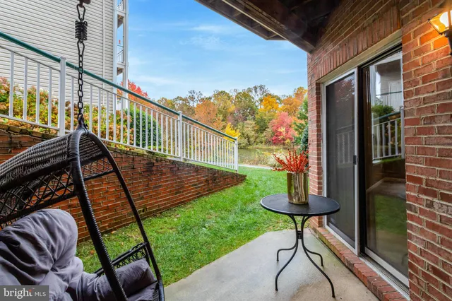$479,000 | 6547 Grange Lane, Unit 104, Alexandria, VA 22315