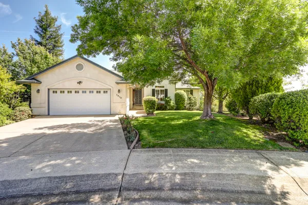 $450,000 | 5878 Diamond Ridge Drive, Redding, CA 96003