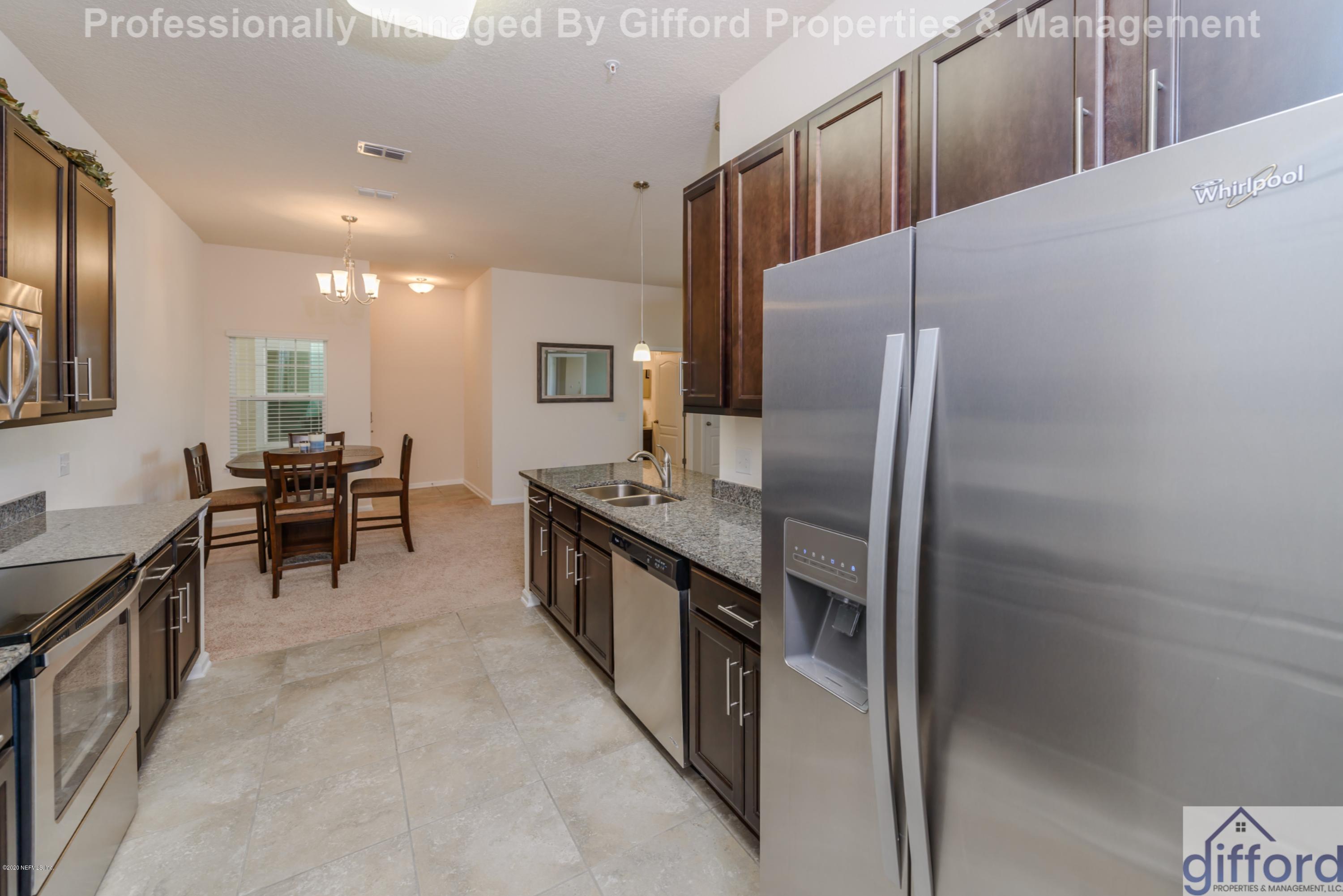 817 Golden Lake Loop St. Augustine, FL 32084 - Photo 6 of 15 6 Kitchen 3