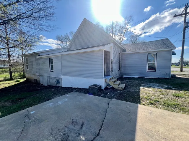 $104,900 | 700 East Marion Street, Newton, IL 62448