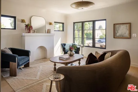 $1,895,000 | 3169 Garden Avenue, Los Angeles, CA 90039