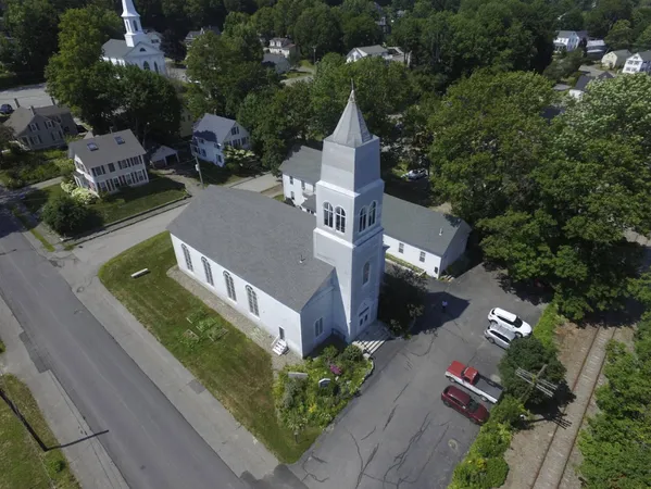 $850,000 | 17 Union Street, Hallowell, ME 04347