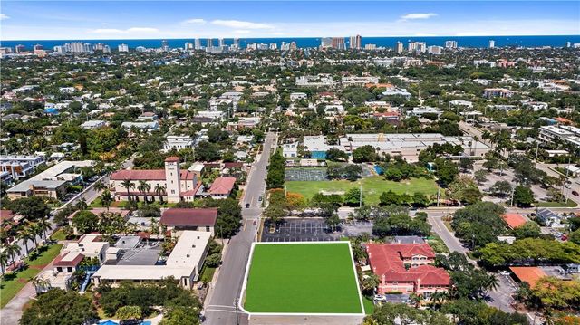 $1,580,000 | 810 Northeast 2nd Street, Fort Lauderdale, FL 33301