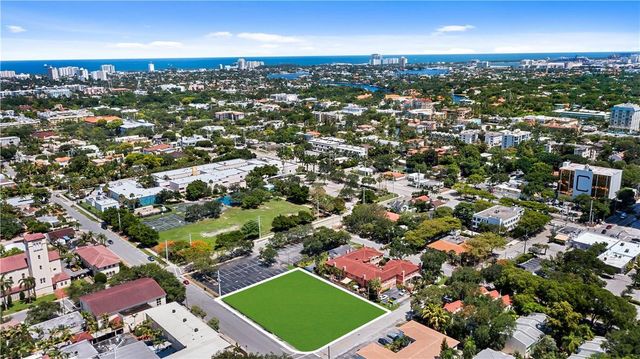 $1,580,000 | 810 Northeast 2nd Street, Fort Lauderdale, FL 33301
