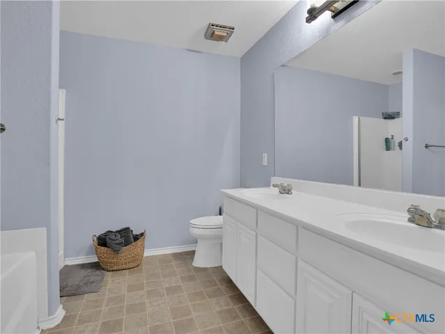 $2,100 | 1775 Jasons N Court, New Braunfels, TX 78130