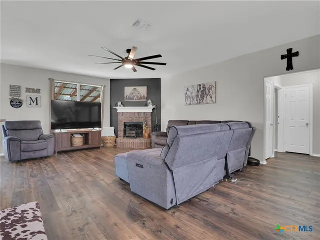 $2,100 | 1775 Jasons N Court, New Braunfels, TX 78130