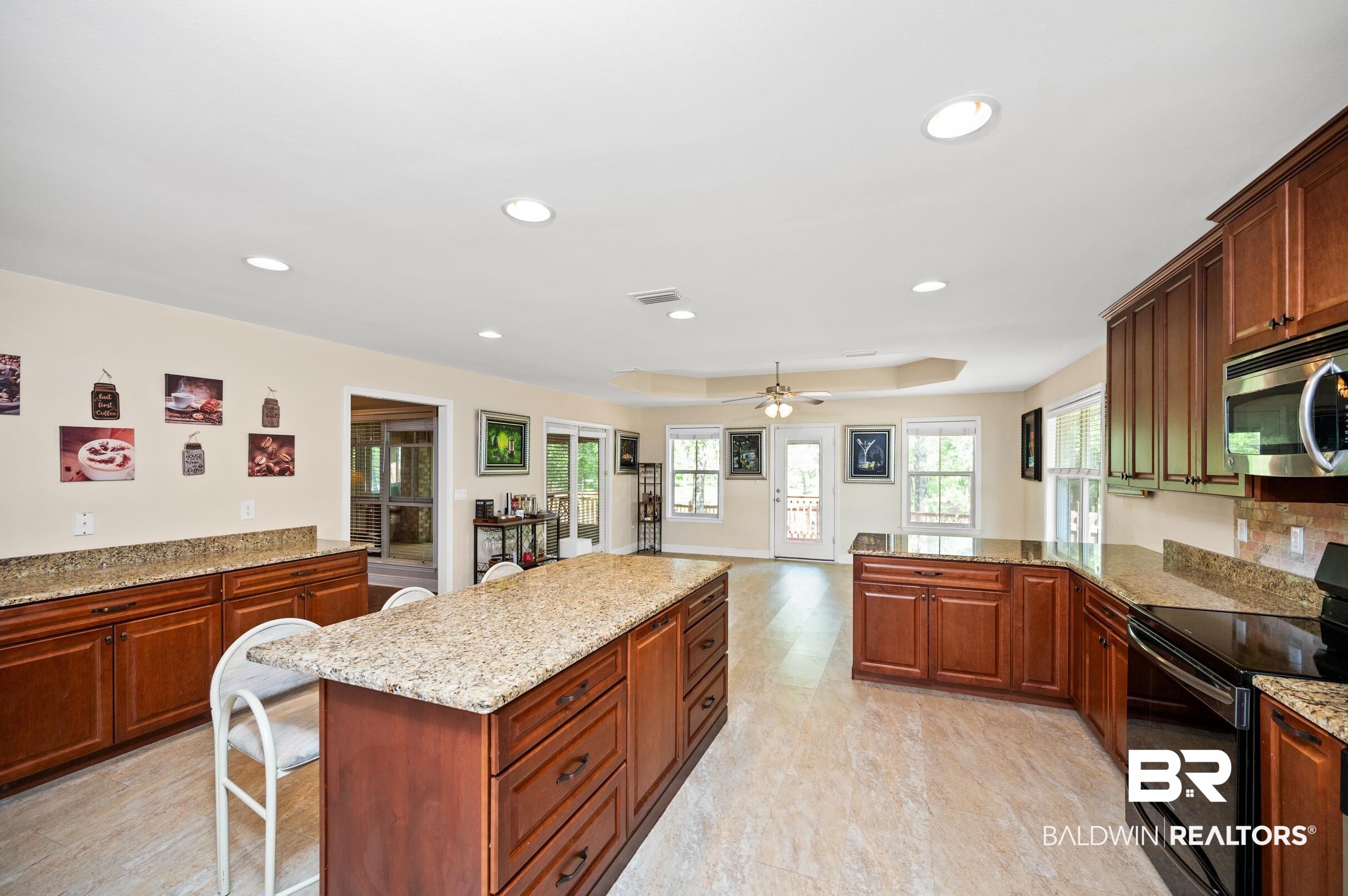 11801 Venice Boulevard Foley, AL 36535 - Photo 11 of 50 Gallery Image 11