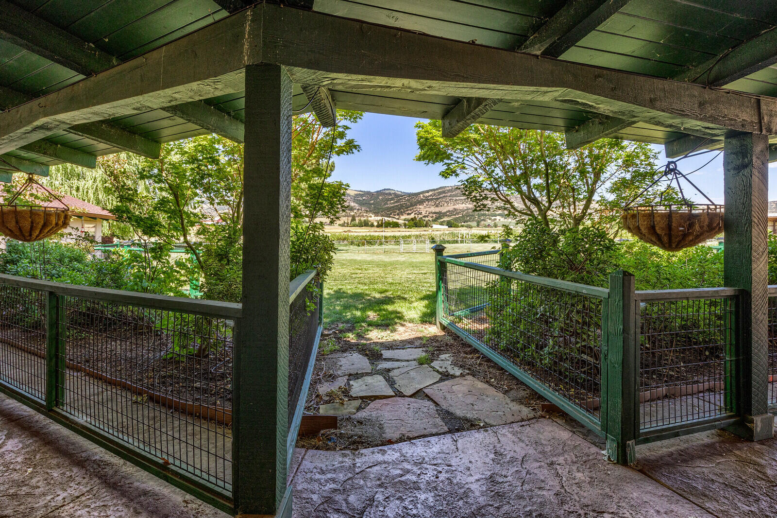 4756 Fern Valley Road Medford, OR 97504 - Photo 10 of 89 47_FV_48_mls