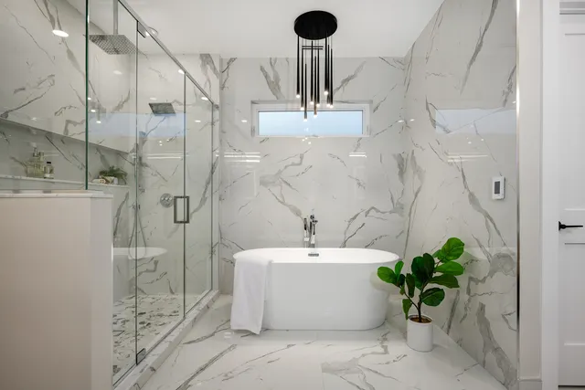 $1,750,000 | 2225 West Carmen Avenue, Chicago, IL 60625