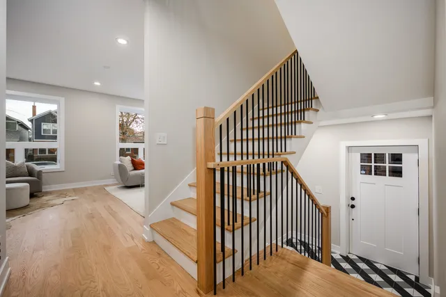 $1,750,000 | 2225 West Carmen Avenue, Chicago, IL 60625