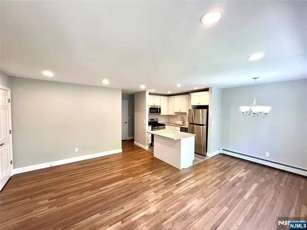 $2,150 | 5010 Christopher Street, Ramsey, NJ 07446