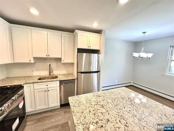 $2,150 | 5010 Christopher Street, Ramsey, NJ 07446