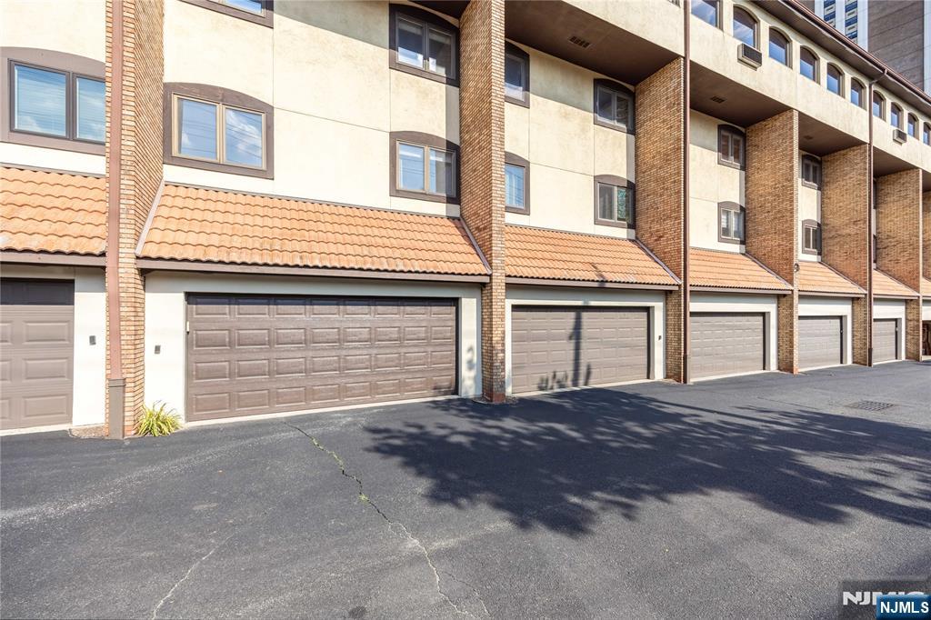 300 Gorge Road, Unit 8 Cliffside Park, NJ 07010 - Photo 32 of 32