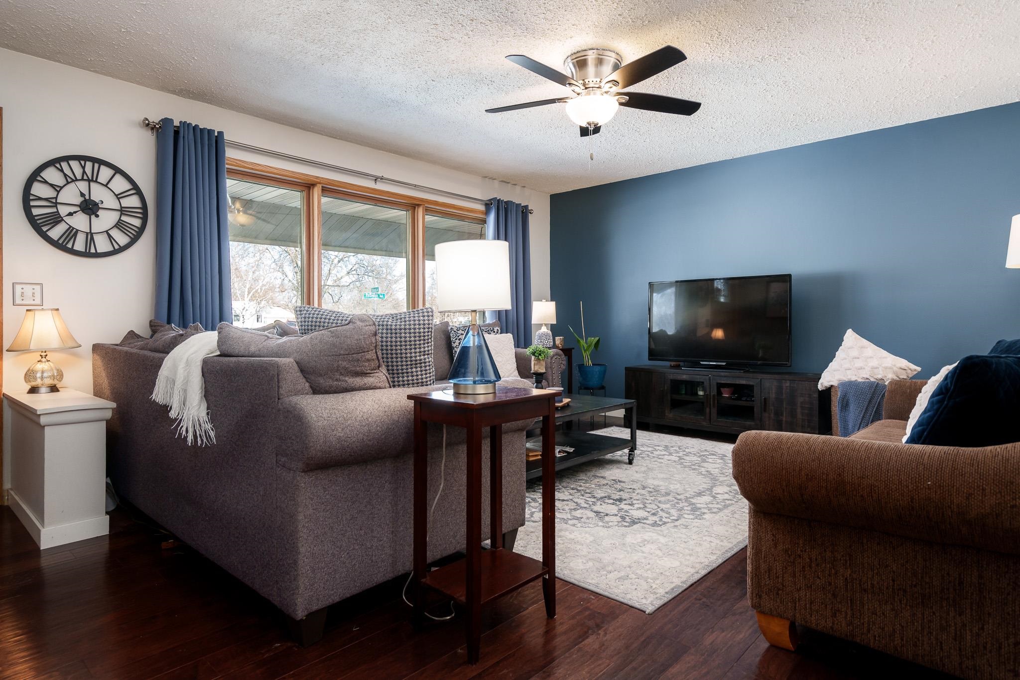 2910 Rutledge Avenue Janesville, WI 53545 - Photo 12 of 57