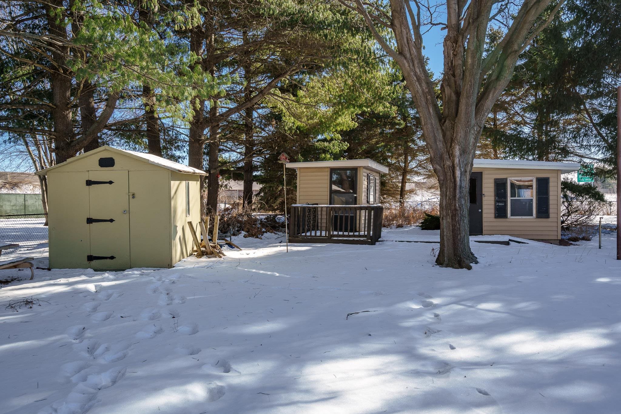 2910 Rutledge Avenue Janesville, WI 53545 - Photo 5 of 57