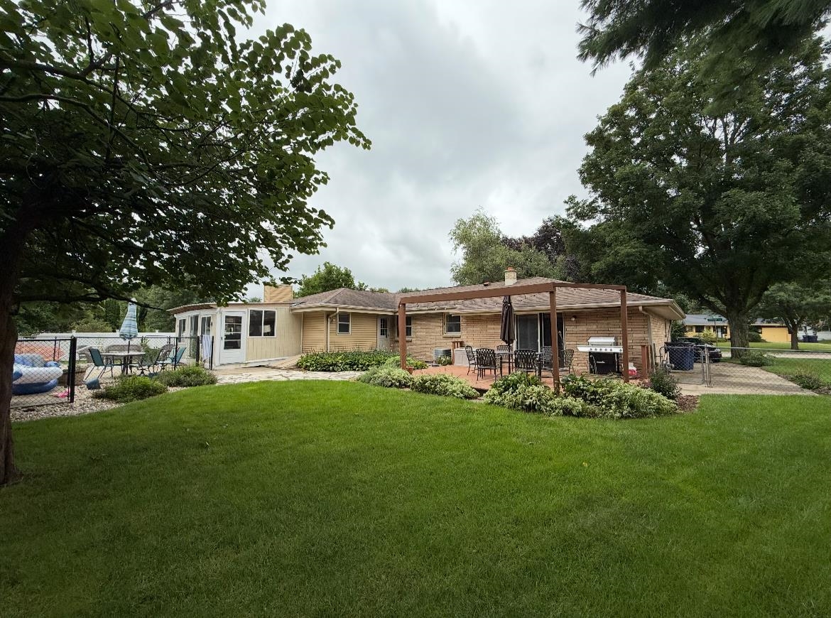 2910 Rutledge Avenue Janesville, WI 53545 - Photo 52 of 57