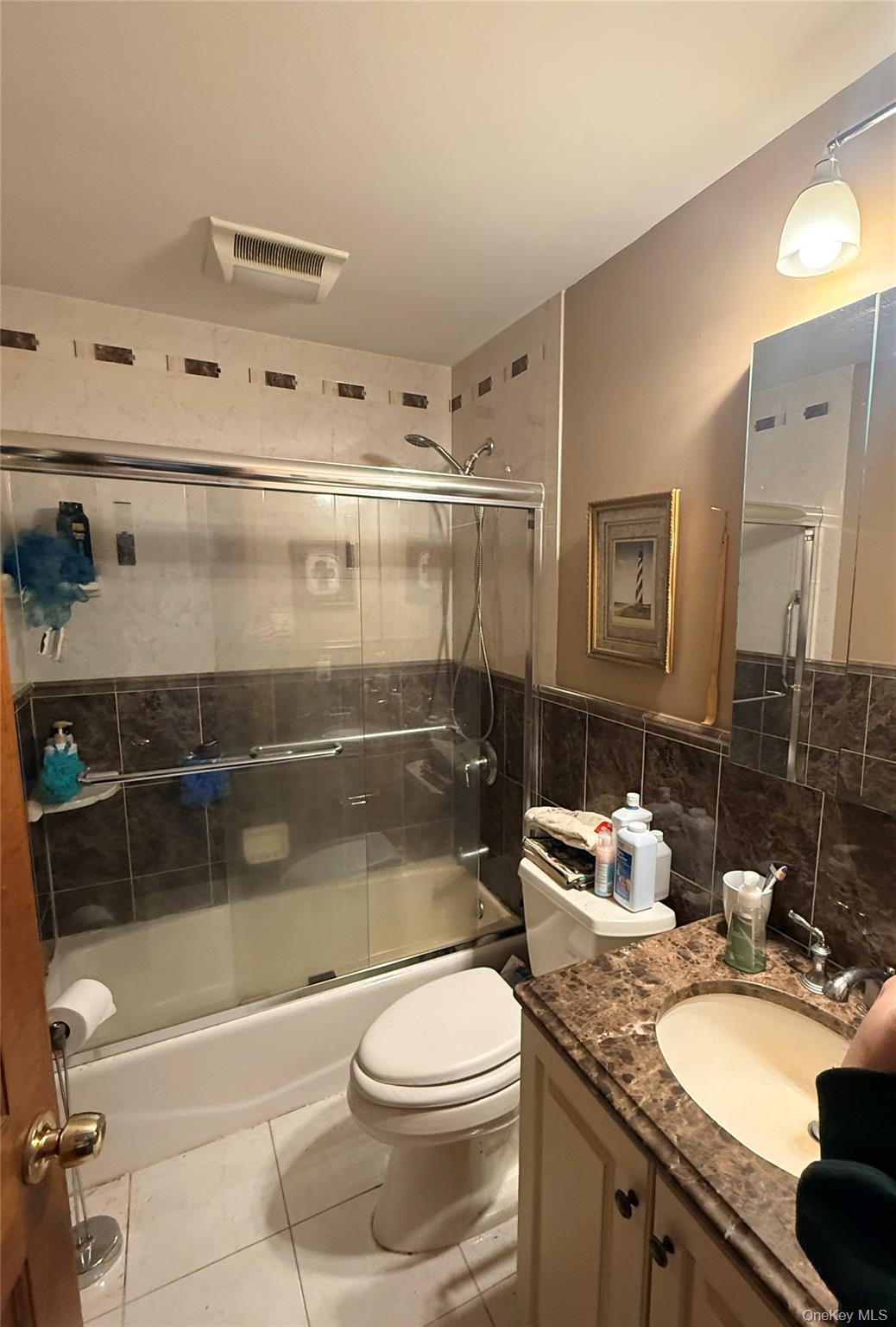 85 Riverside Avenue Massapequa, NY 11758 - Photo 5 of 6