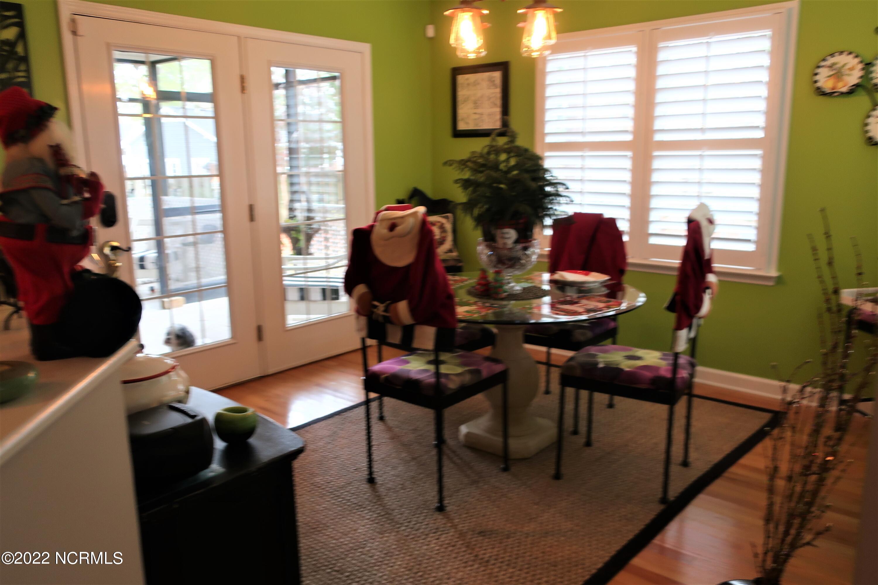 415 Lodge Road Washington, NC 27889 - Photo 14 of 28 014 breakfast area