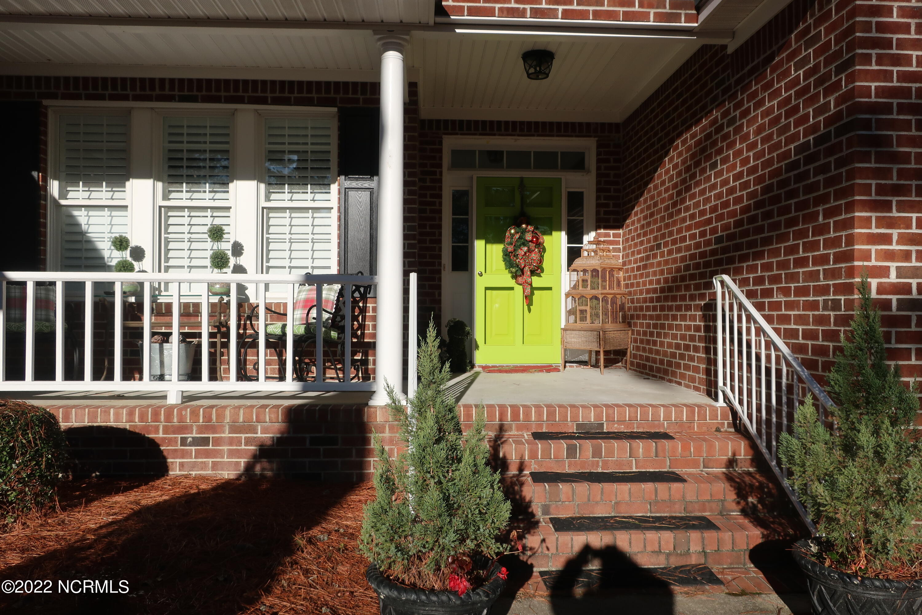 415 Lodge Road Washington, NC 27889 - Photo 3 of 28 003 front entry