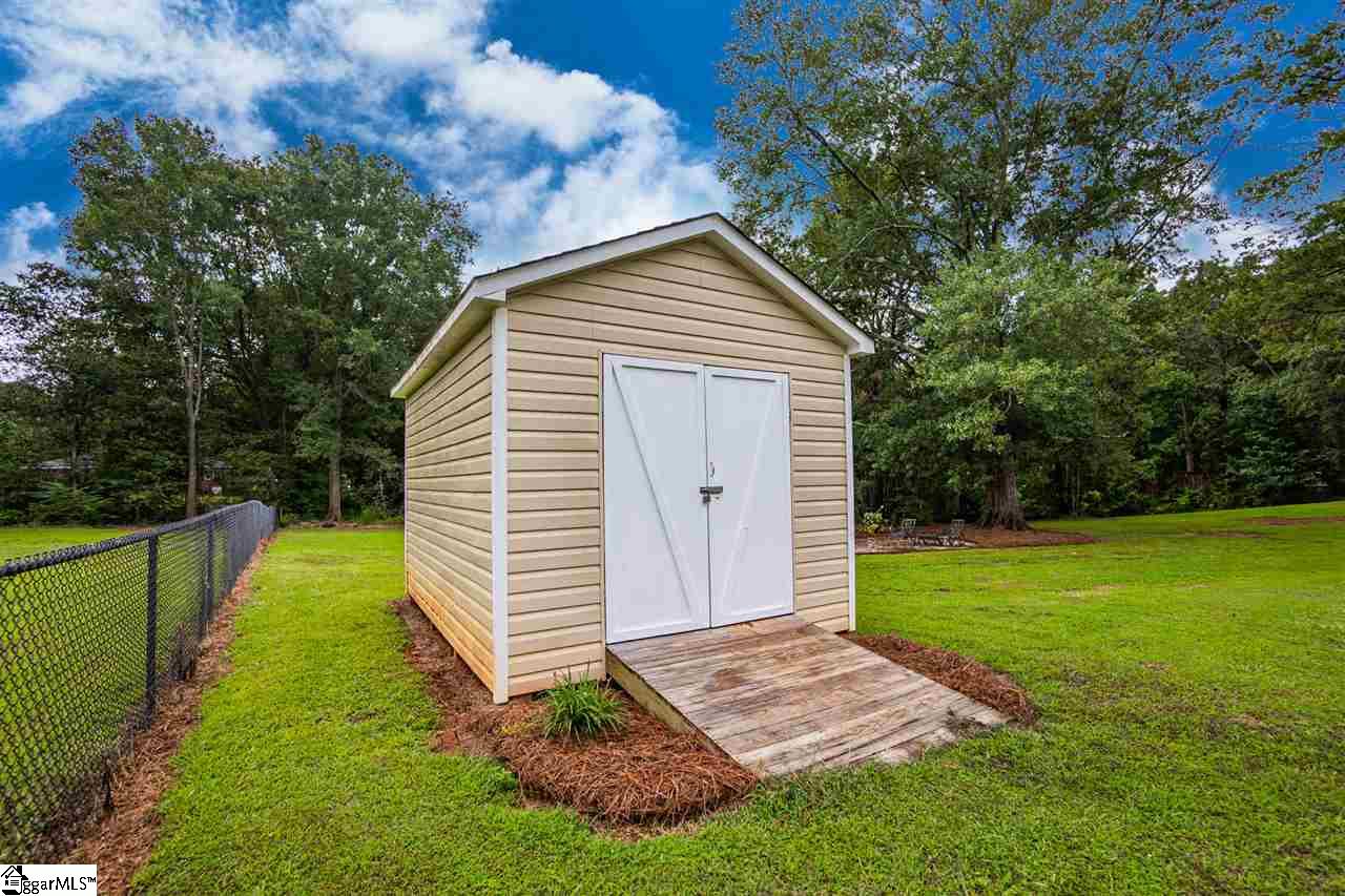 111 Post Oak Road Duncan, SC 29334 - Photo 6 of 17 Gallery Image 6