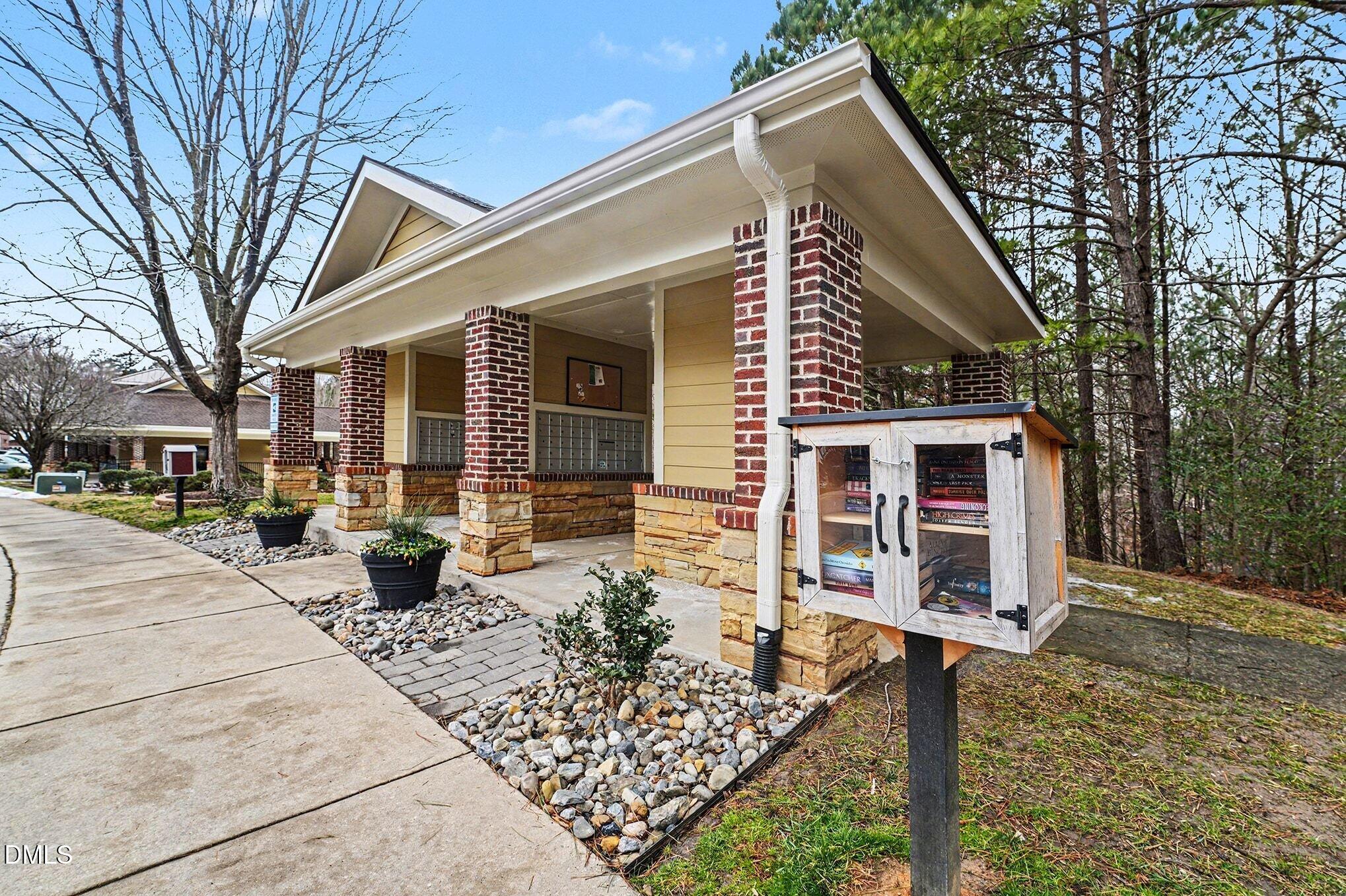 5312 Silver Moon Lane Raleigh, NC 27606 - Photo 29 of 33 031_file_6955