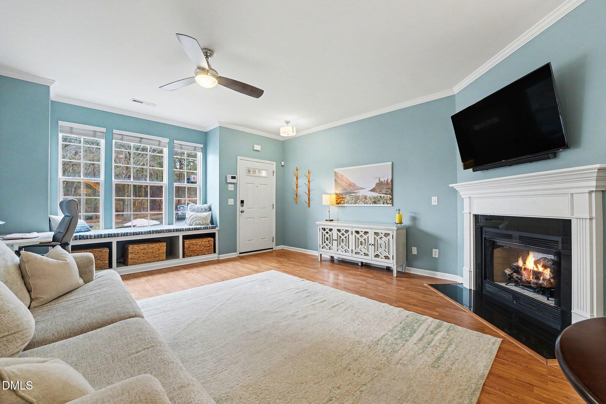 5312 Silver Moon Lane Raleigh, NC 27606 - Photo 6 of 33 008_file_2090