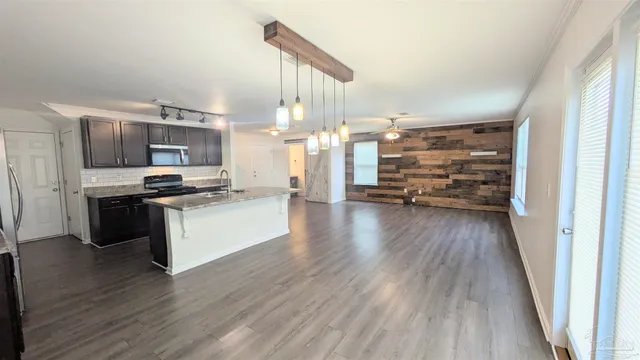 $1,850 | 5881 Little Leaf Court, Milton, FL 32570