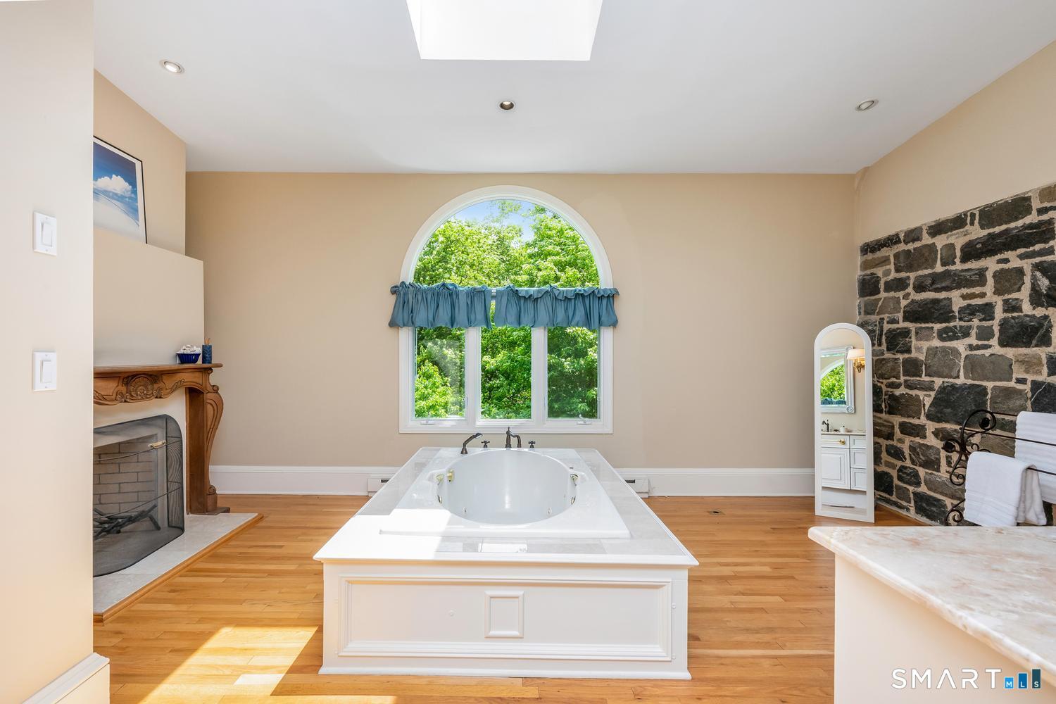 15 Wildcat Road Darien, CT 06820 - Photo 26 of 40