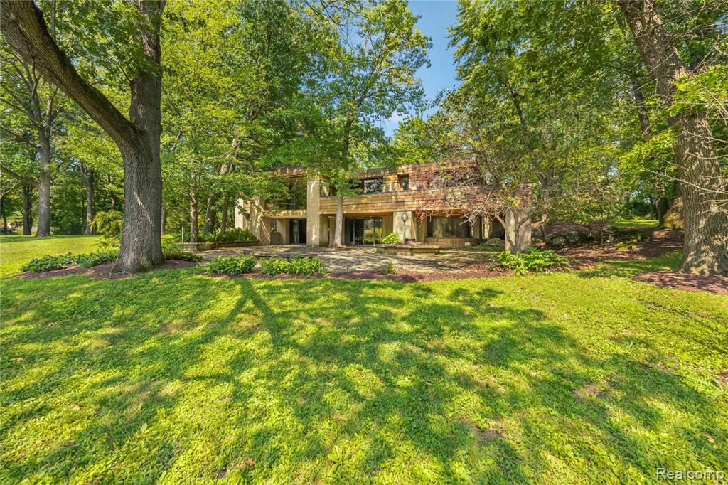 5035 Ponvalley Road Bloomfield Hills, MI 48302 - Photo 58 of 68 Gallery Image 58
