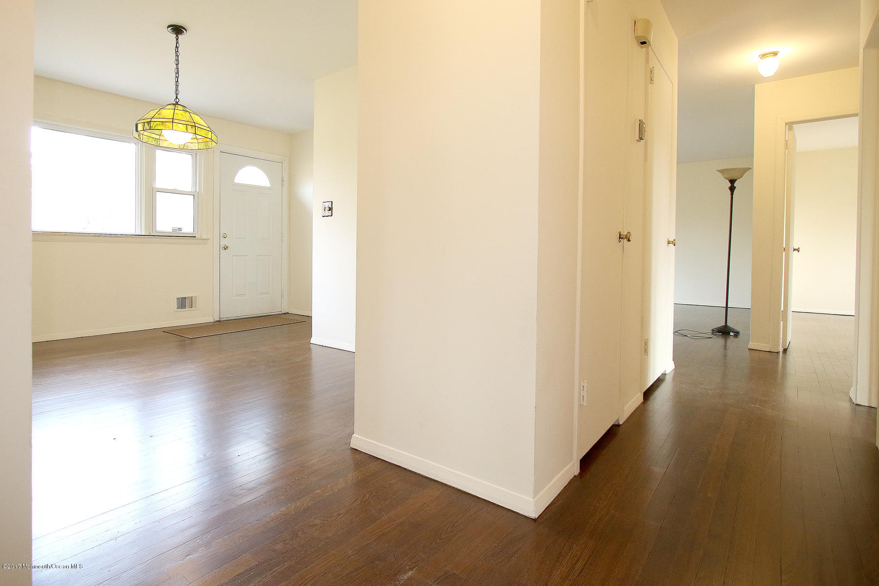 141 Bruce Road Red Bank, NJ 07701 - Photo 10 of 20 33-sdl-158A8379