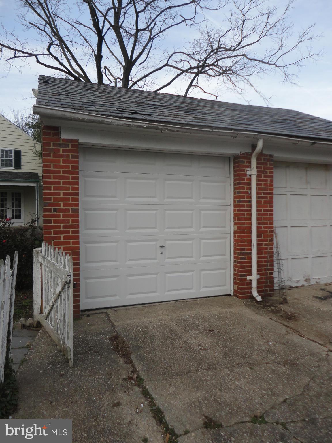 331 Broadmoor Road Baltimore, MD 21212 - Photo 22 of 23 New Garage Door