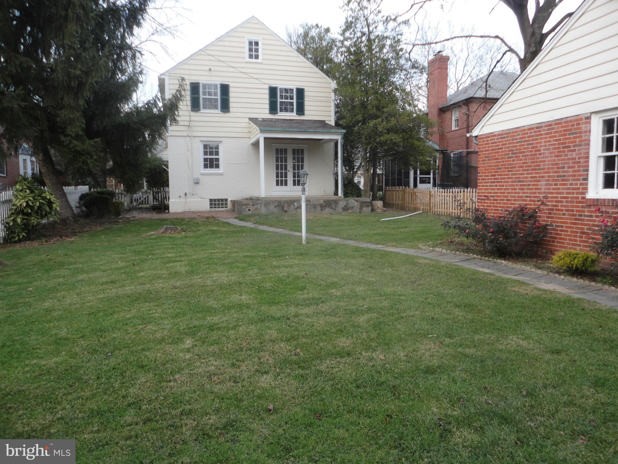 331 Broadmoor Road Baltimore, MD 21212 - Photo 23 of 23 Spacious Yard
