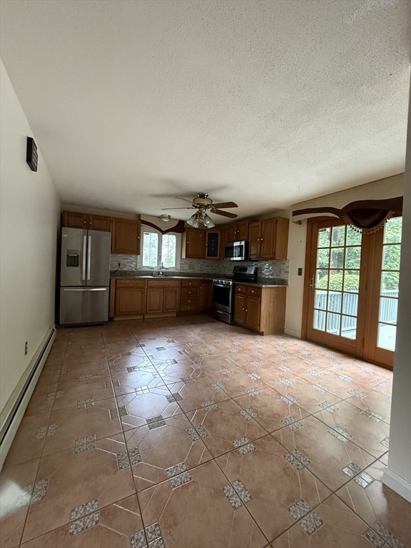 23 Vincent Circle, Unit 23 Worcester, MA 01604 - Photo 8 of 22
