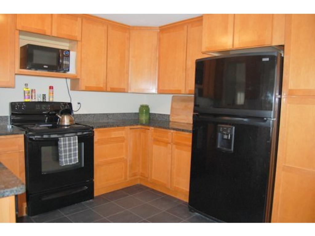 17 River Road Concord, NH 03303 - Photo 4 of 26